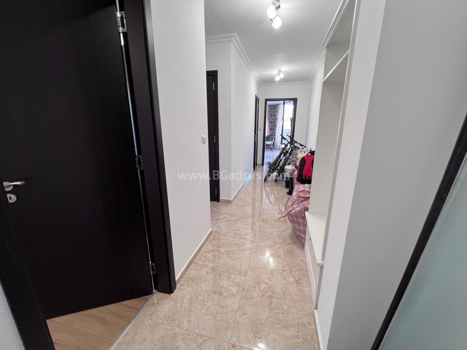 Spacious 2 bedroom apartment with sea view І №2698