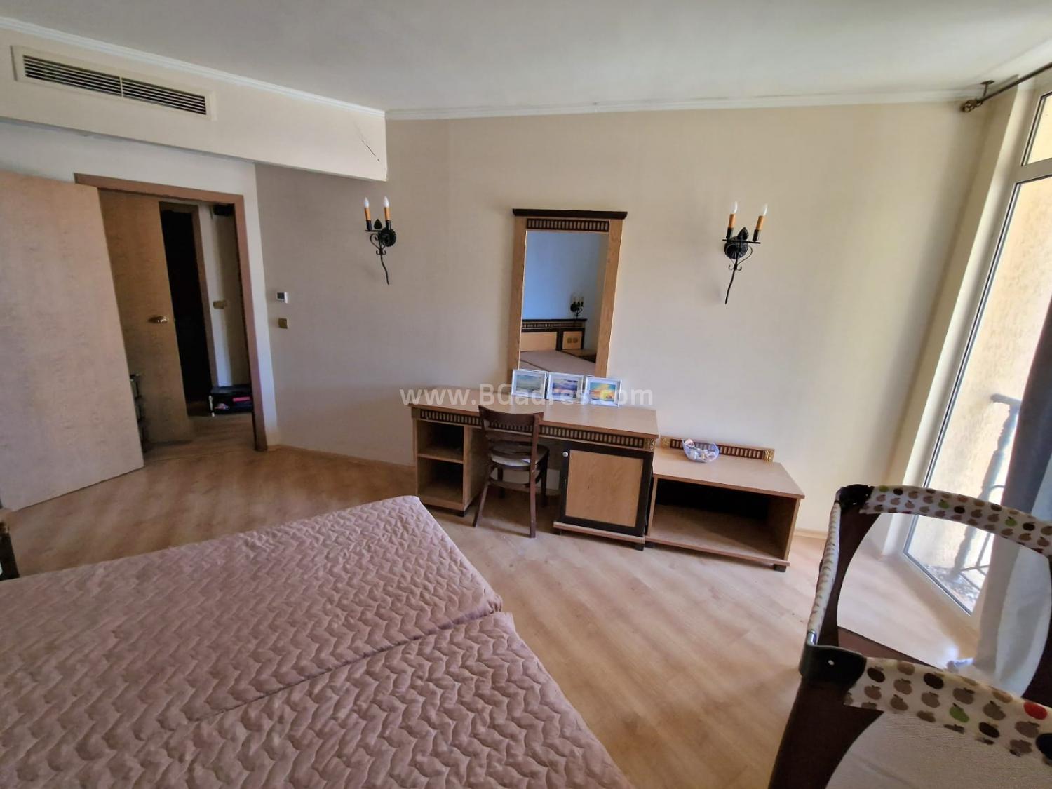 Квартира на первой линии моря в Елените І №3461