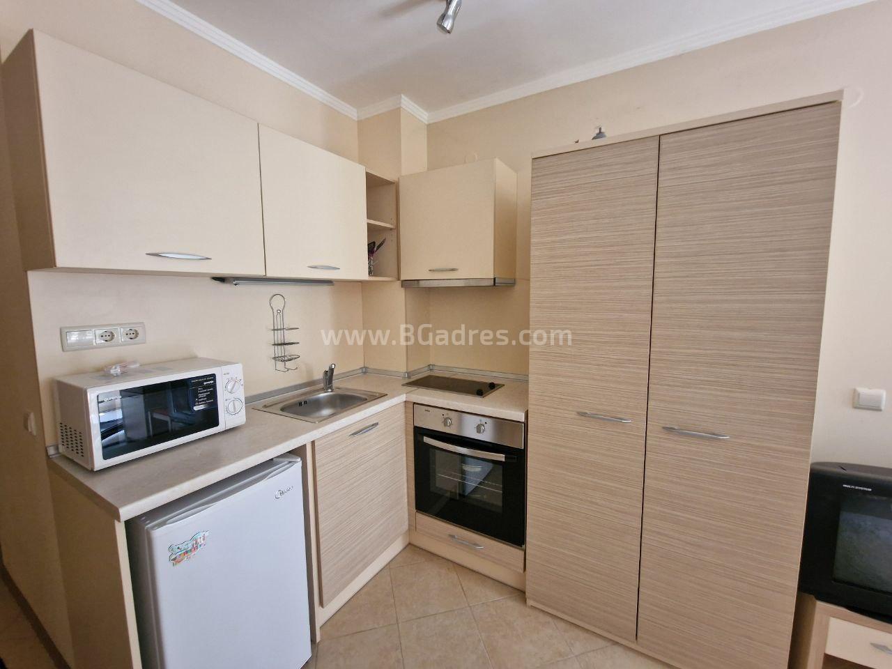 Студия в комплексе Роял Сан І №3705