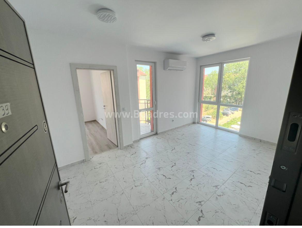 Apartments with low maintenance fee in Sunny Beach І №4121