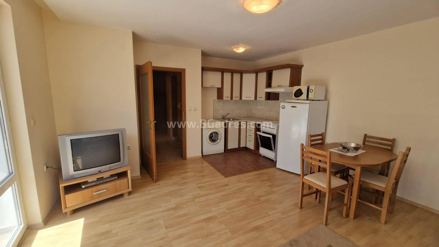 Квартира в комплексе Привилидж Форт І №4581