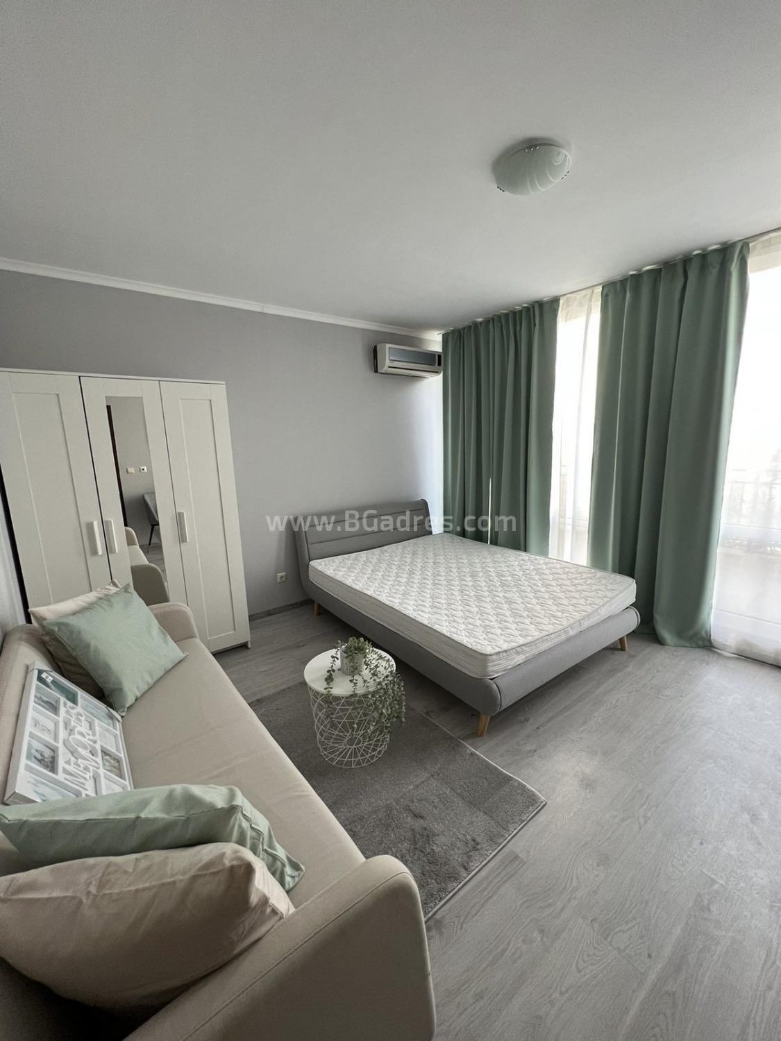 Studio with new furniture at the seaside І №2816