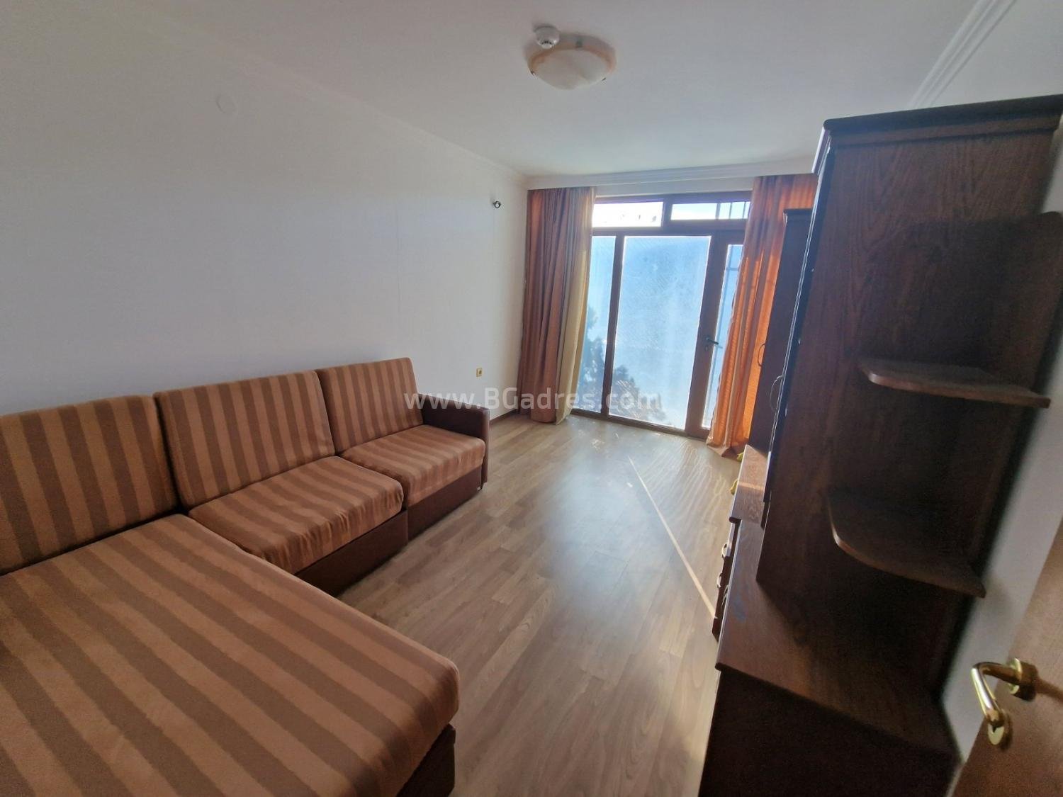 Квартира с паркоместом в комплексе Лазур І №3218