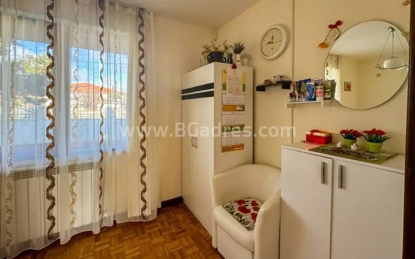 Haus im Dorf Bryastovets І №3466