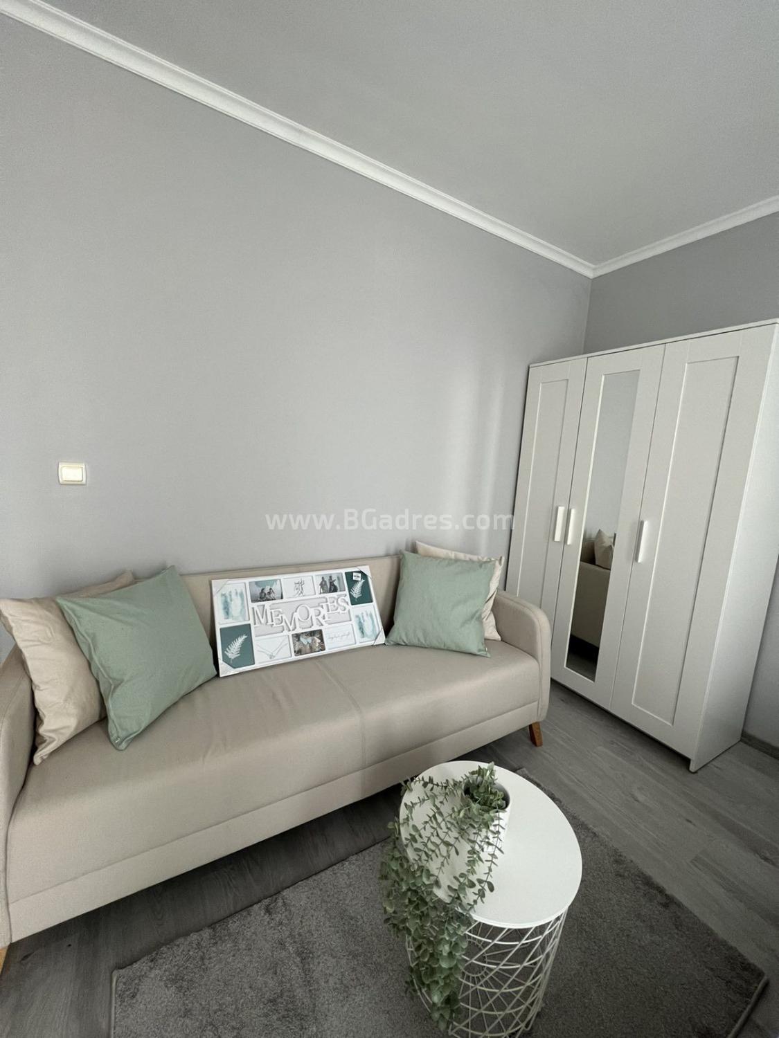 Studio with new furniture at the seaside І №2816