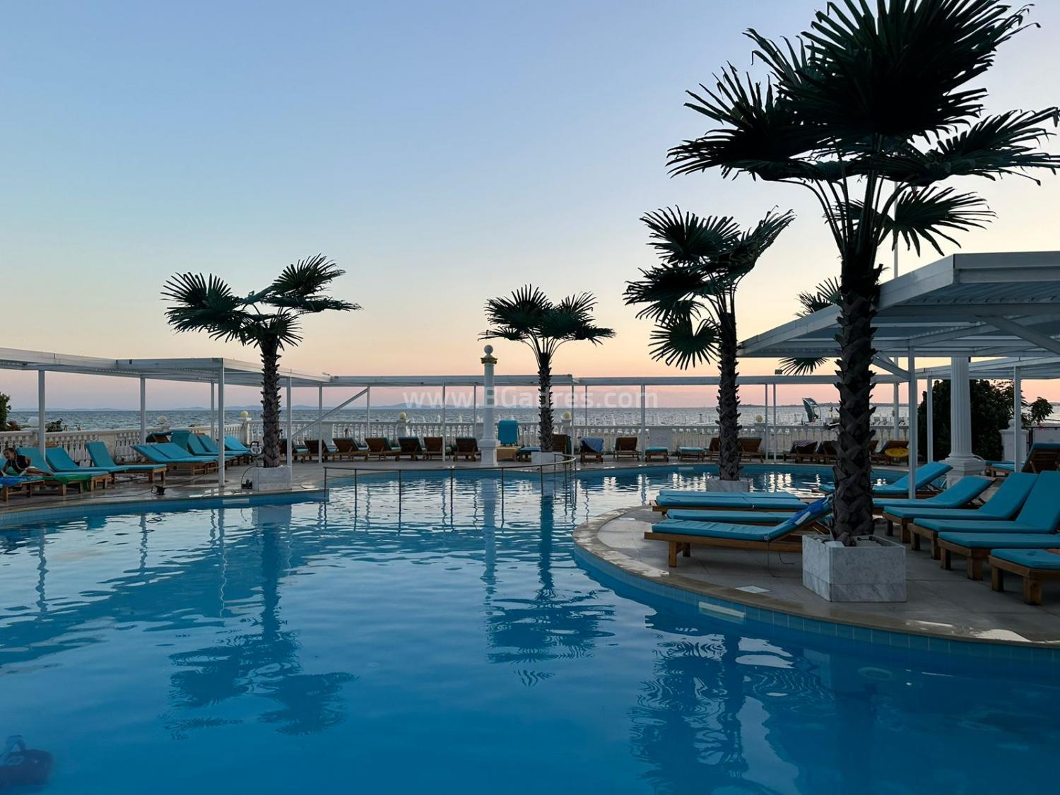 Квартира на первой линии по выгодной цене І №3647