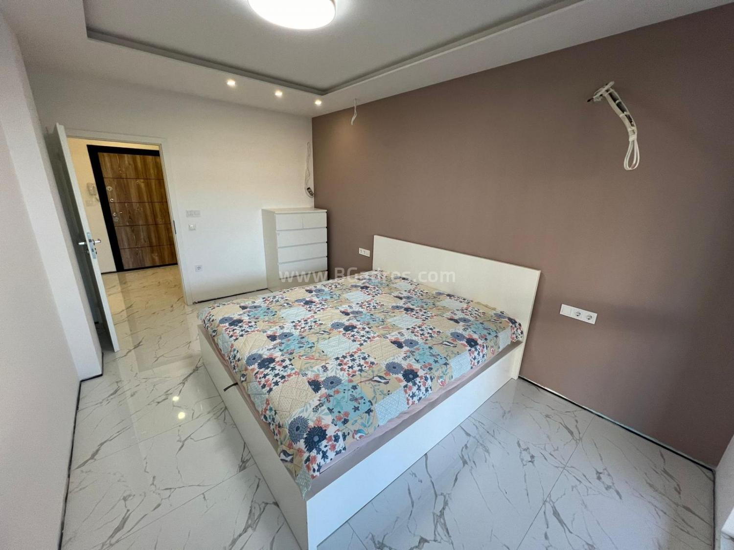 Апартамент в нова жилищна сграда в Сарафово І №4390