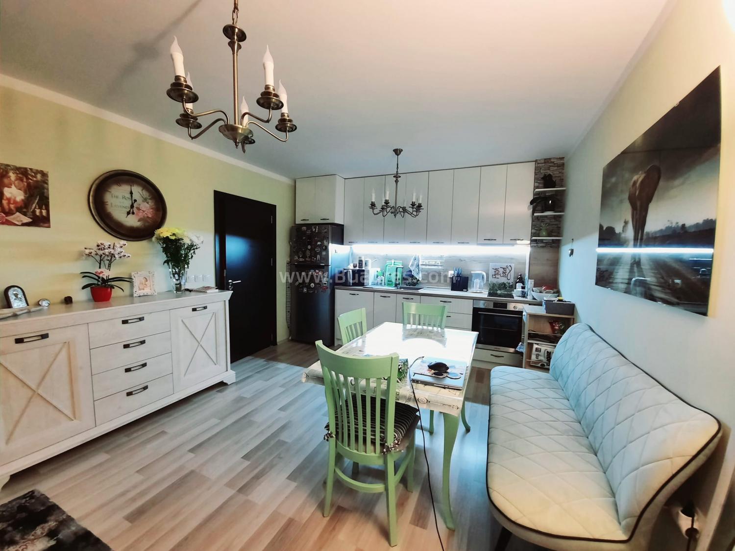 Large apartment in a residential building in Pomorie І №2989