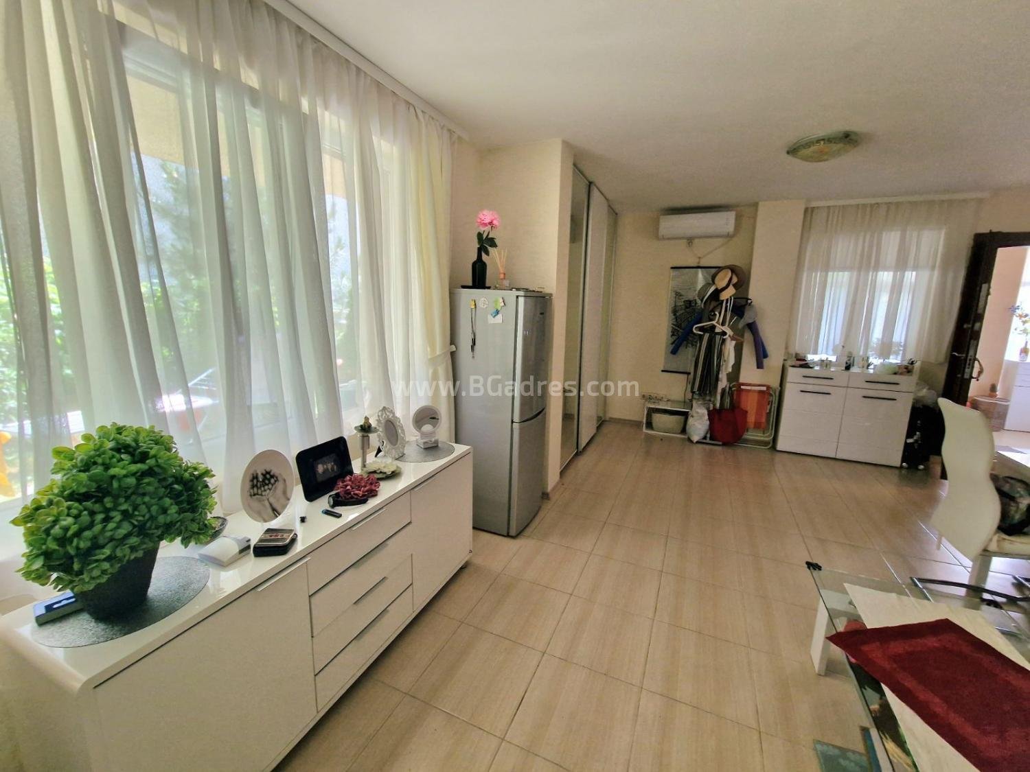 Квартира с двориком с низкой таксой І №3181