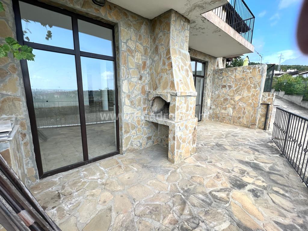 Дом в Кошарице по выгодной цене І №2713