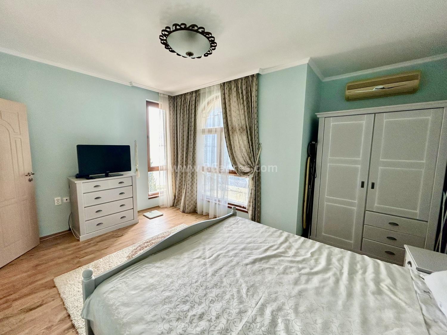 Wohnung mit direktem Meerblick І №3364