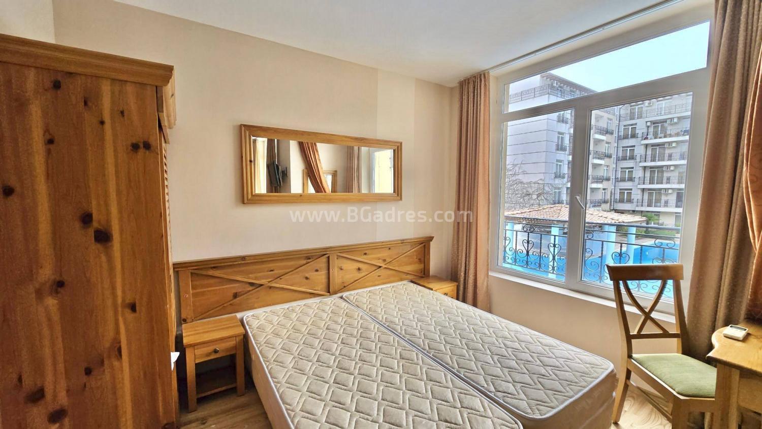 Apartment in the Dawn Park complex І №4710