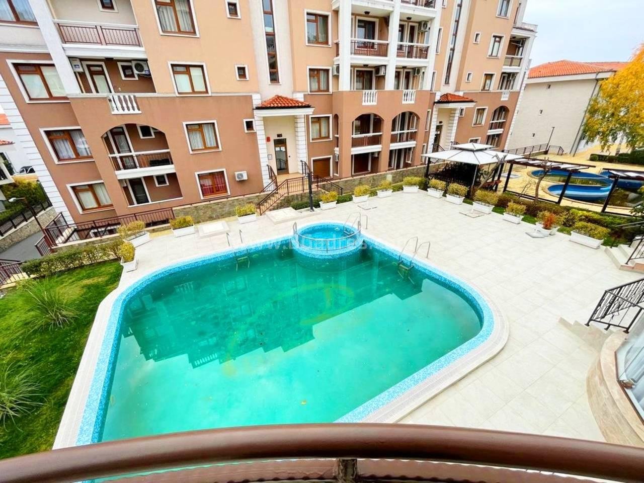 Трехкомнатная квартира в комплексе Феникс І №2980