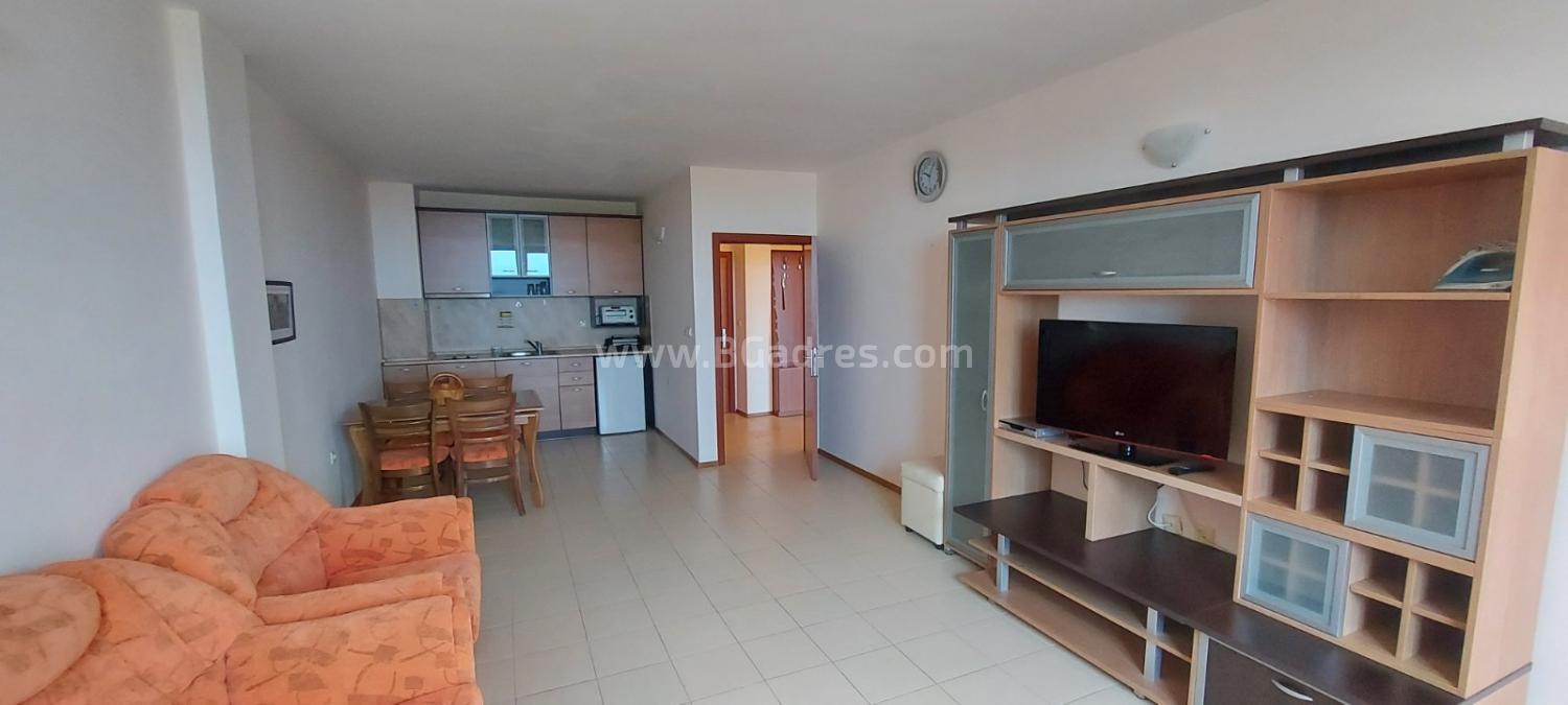 Large apartment with a sea view in Sunny Beach I №2396