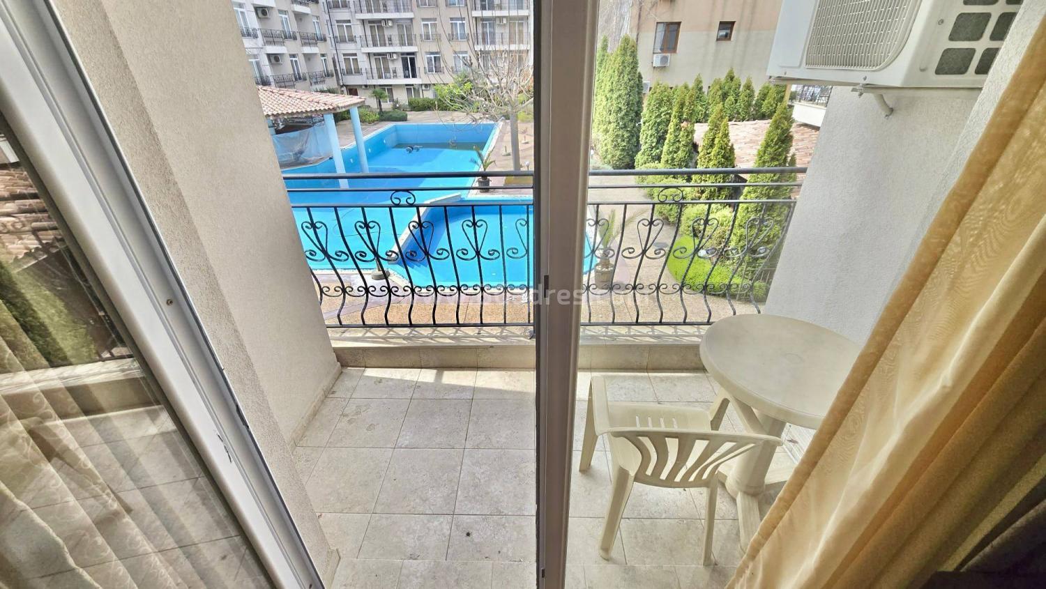 Apartment in the Dawn Park complex І №4710