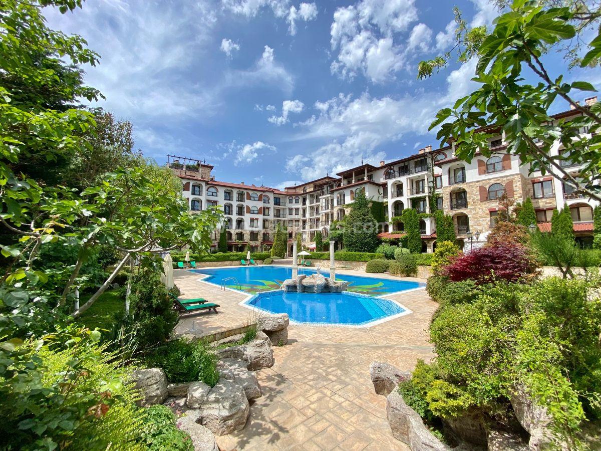 Apartment in the complex Esteban I №2785