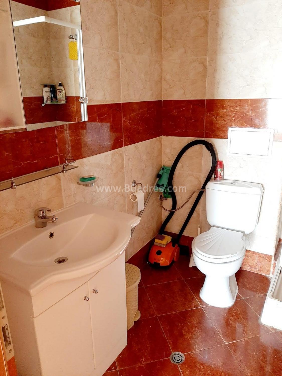 Голям двустаен апартамент в Свети Влас | №2337