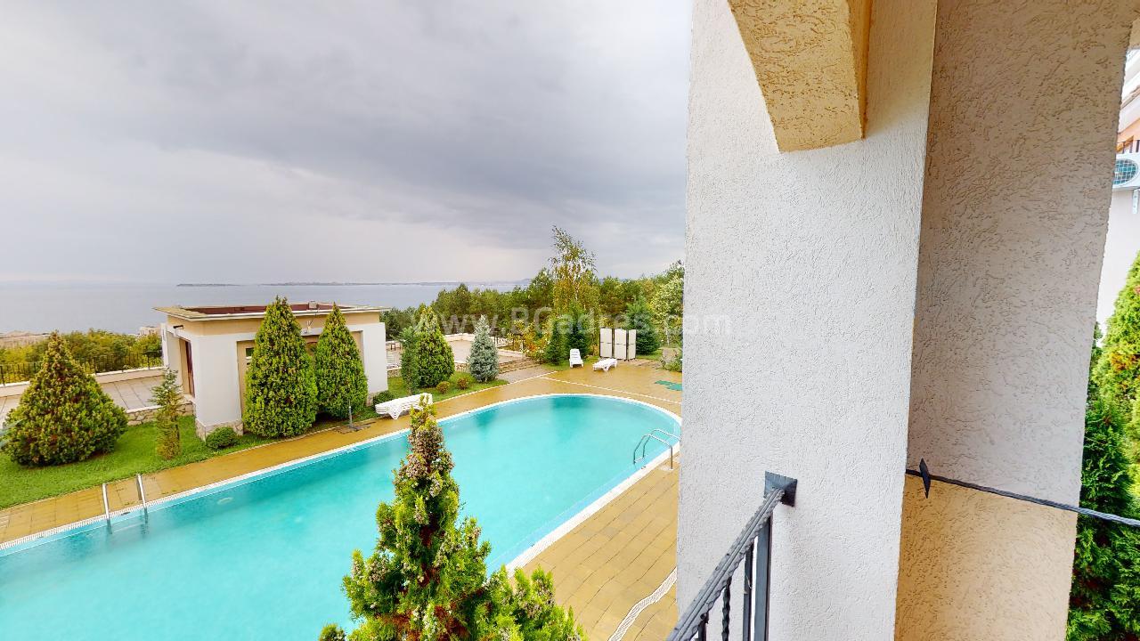 Трехкомнатная квартира с видом на море І №2631