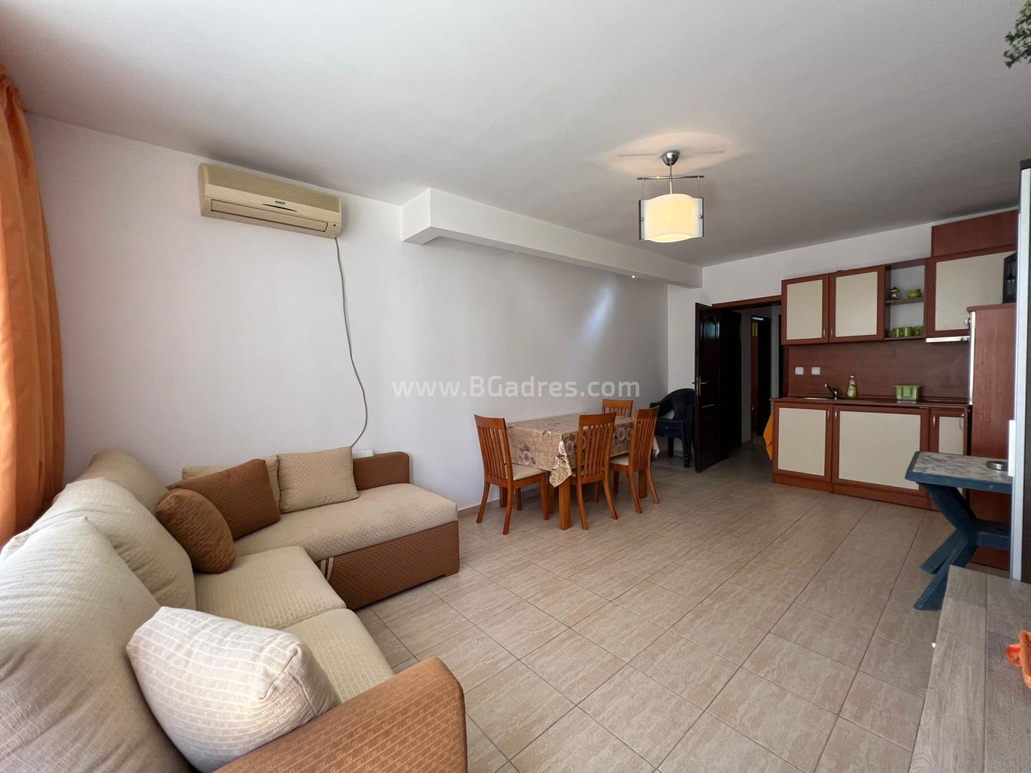 Two bedroom apartment at a bargain price І №3434
