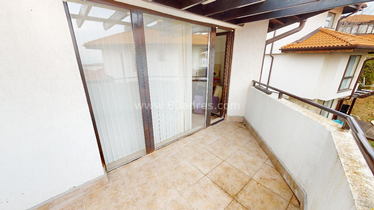 Wohnung mit Meerblick in Kosharitsa І 3538