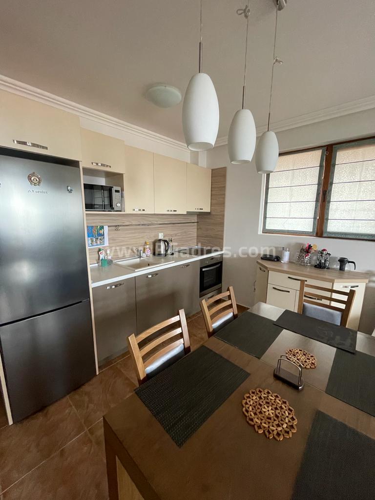 Луксозен апартамент с изглед към морето | №2379