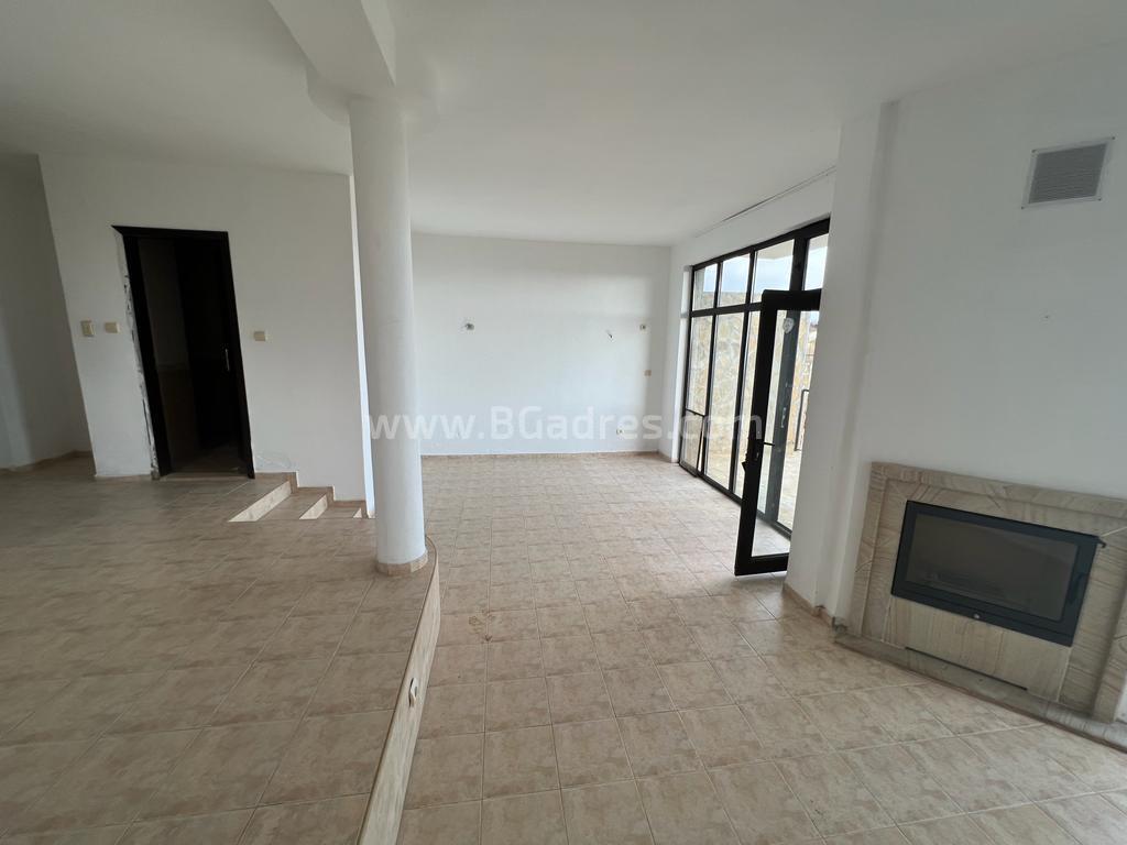 Дом в Кошарице по выгодной цене І №2713