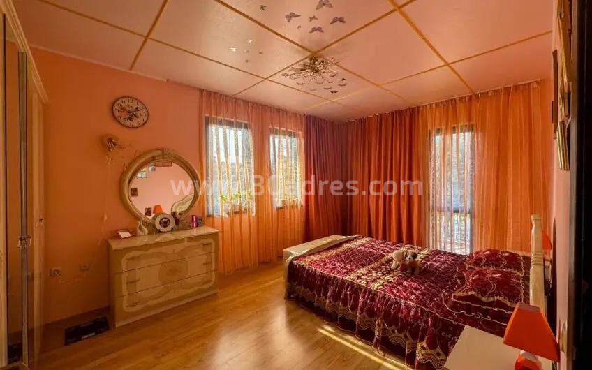 Haus im Dorf Bryastovets І №3466