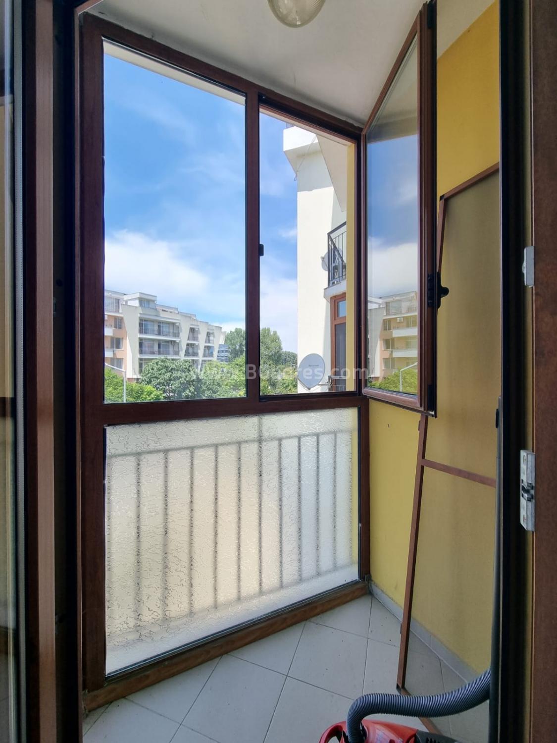 One bedroom apartment with low maintenace fee І №3736