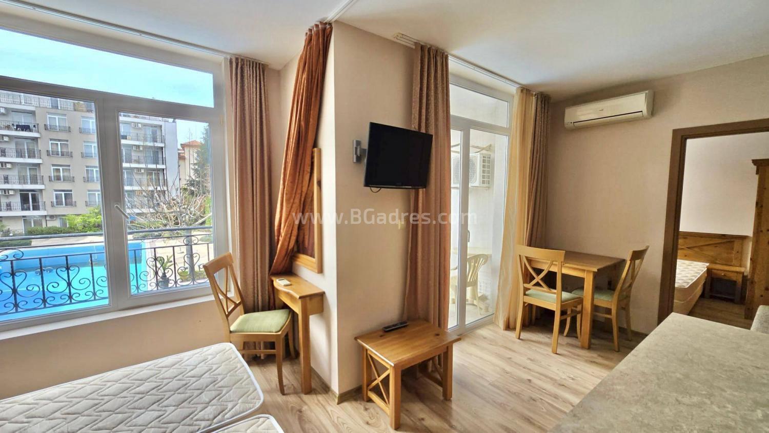 Apartment in the Dawn Park complex І №4710