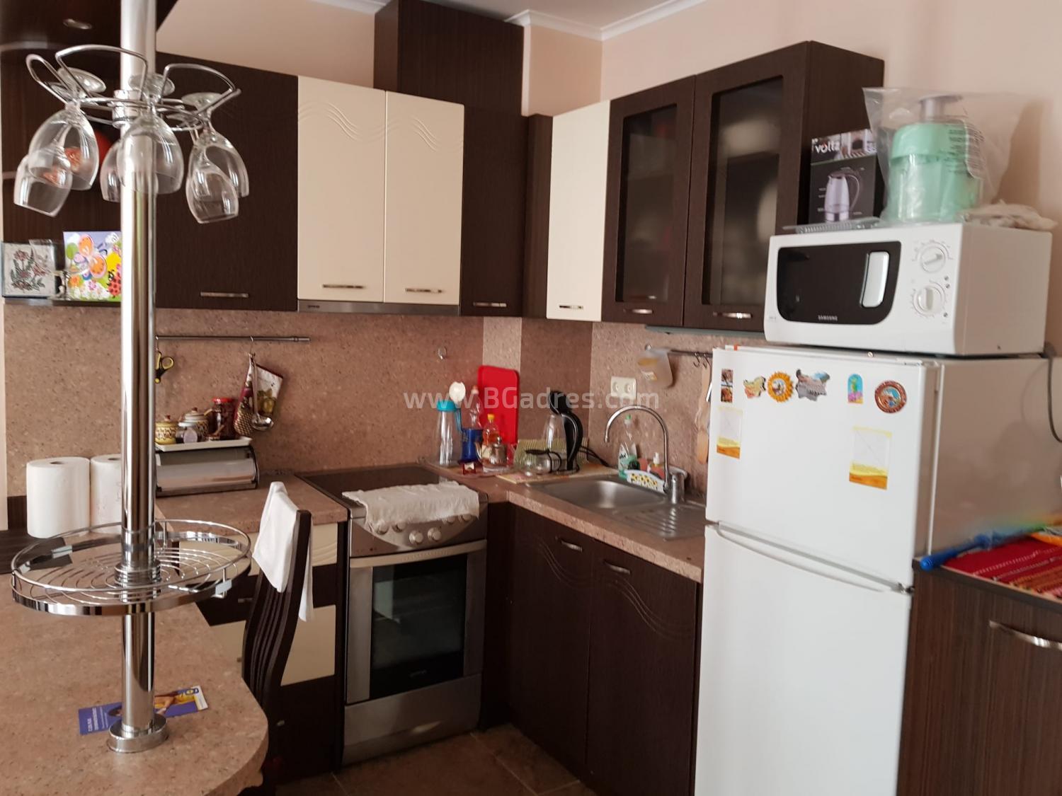 Тристаен апартамент за постоянно жителство в Поморие | №2321