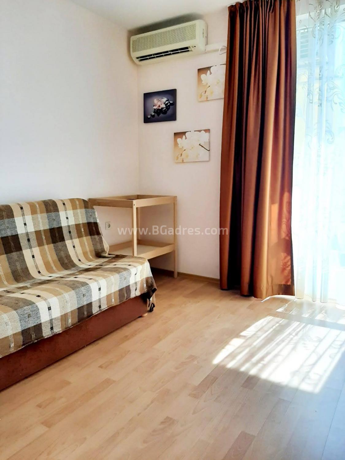 Голям двустаен апартамент в Свети Влас | №2337