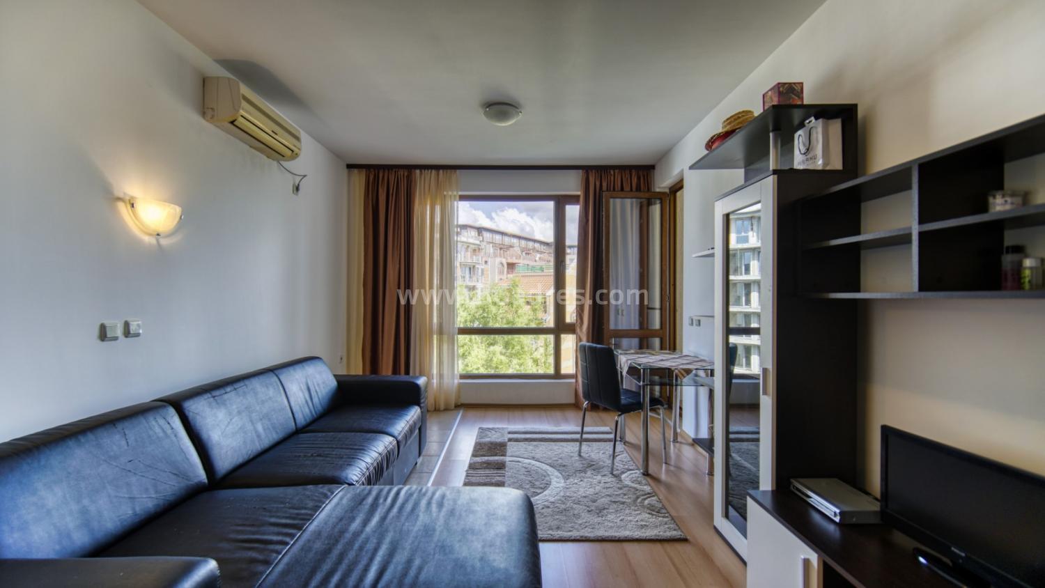 Апартамент в комплекс Даймънд Бей І №3366