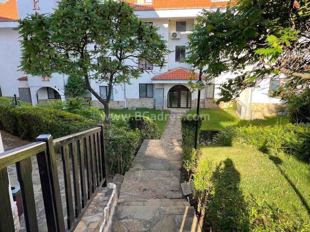 Renovated apartment in Saint Vlas | №2383