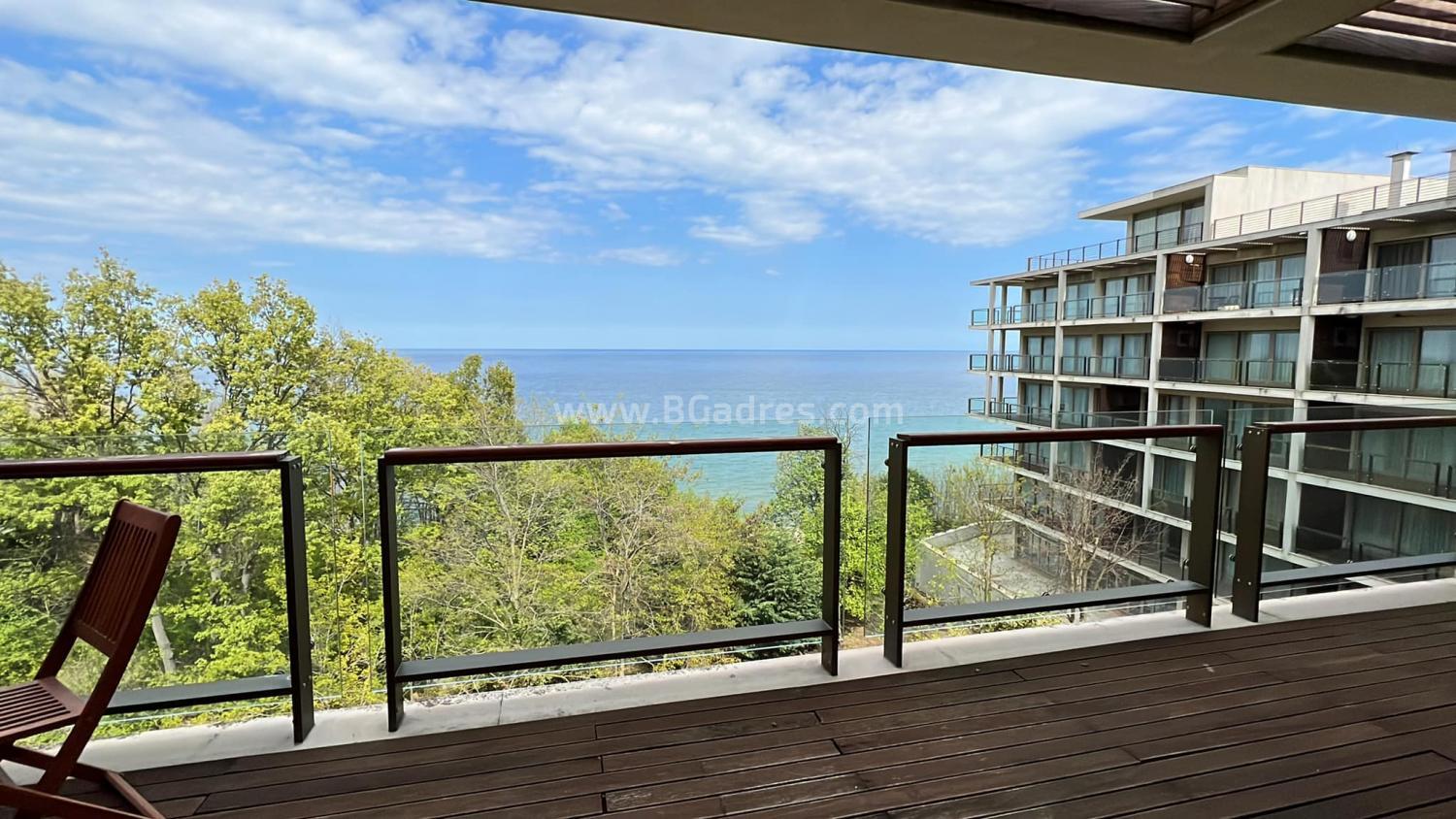 Квартира на первой линии в Обзоре | №2392