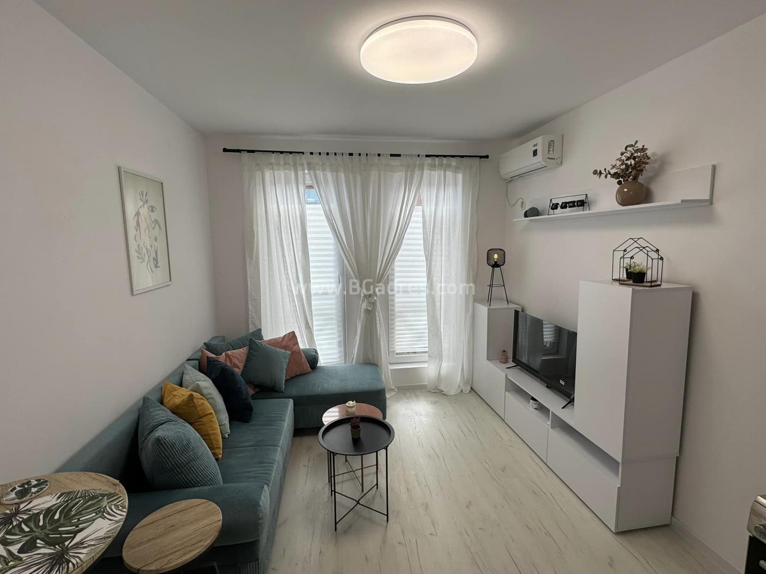 Studio mit neuen Möbeln in Sunny Day 6 І №3587