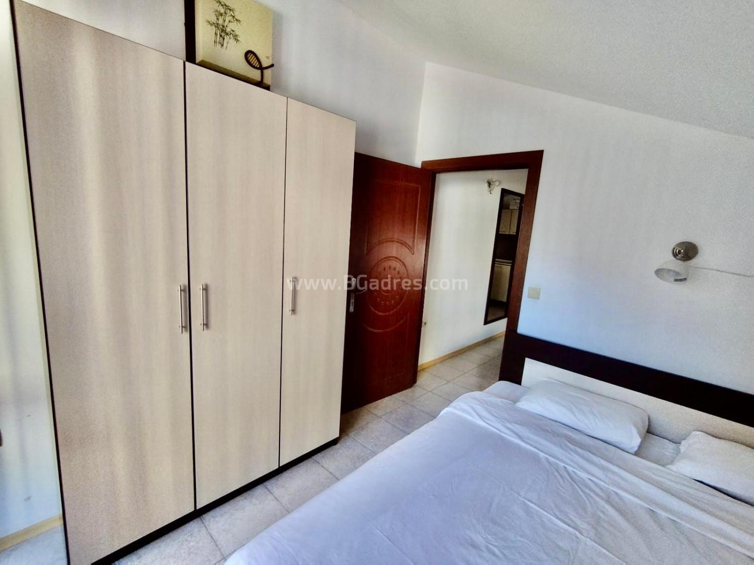 Дешевая двухкомнатная квартира у моря І №3618