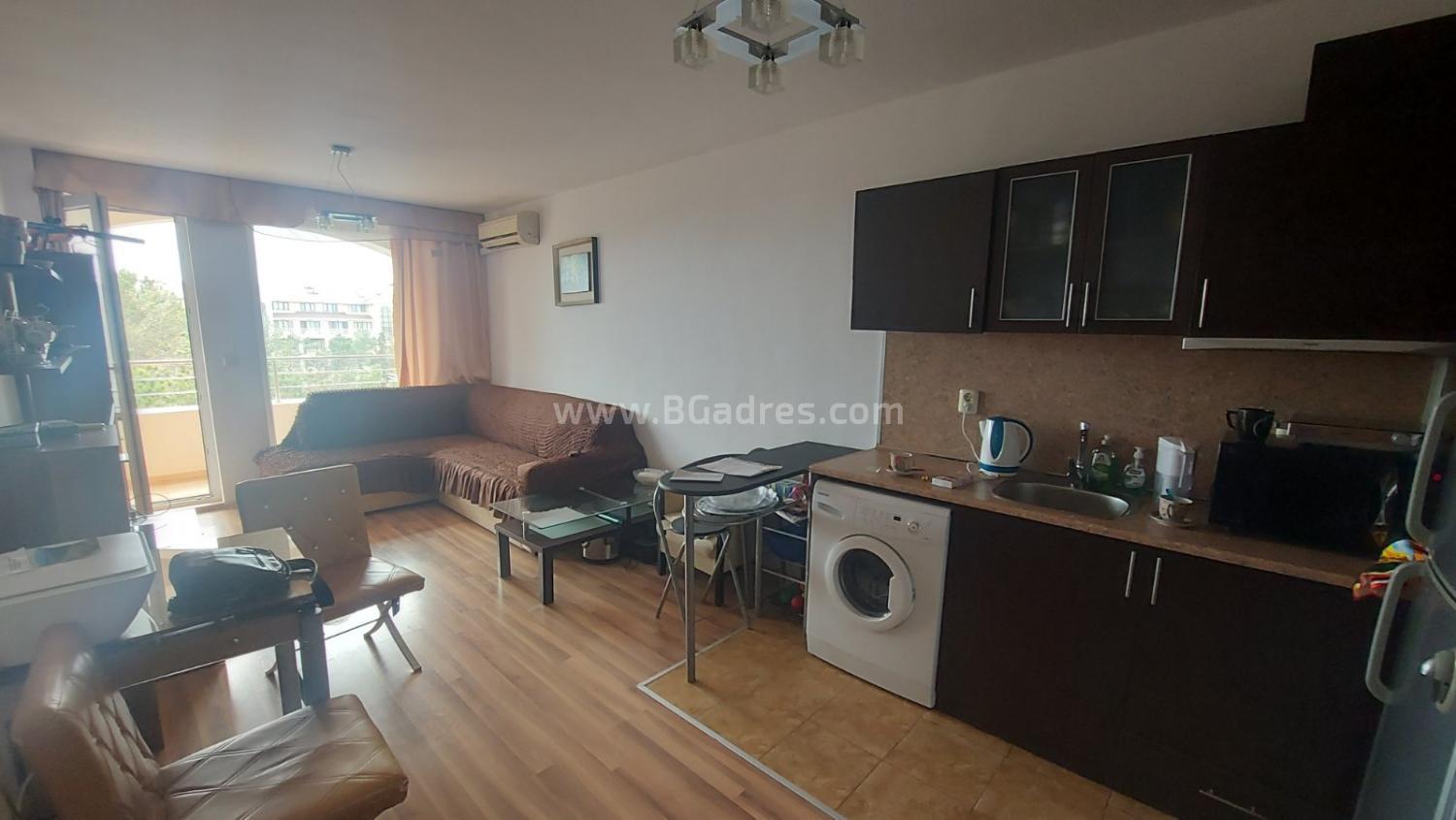 Wohnung in der Anlage Pomorie Beach Residence І №4175