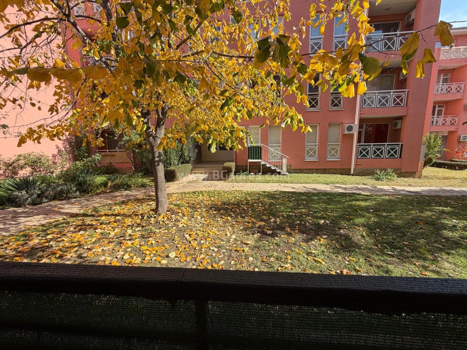 Тристаен апартамент в комплекс Съни Дей 6 І №4523