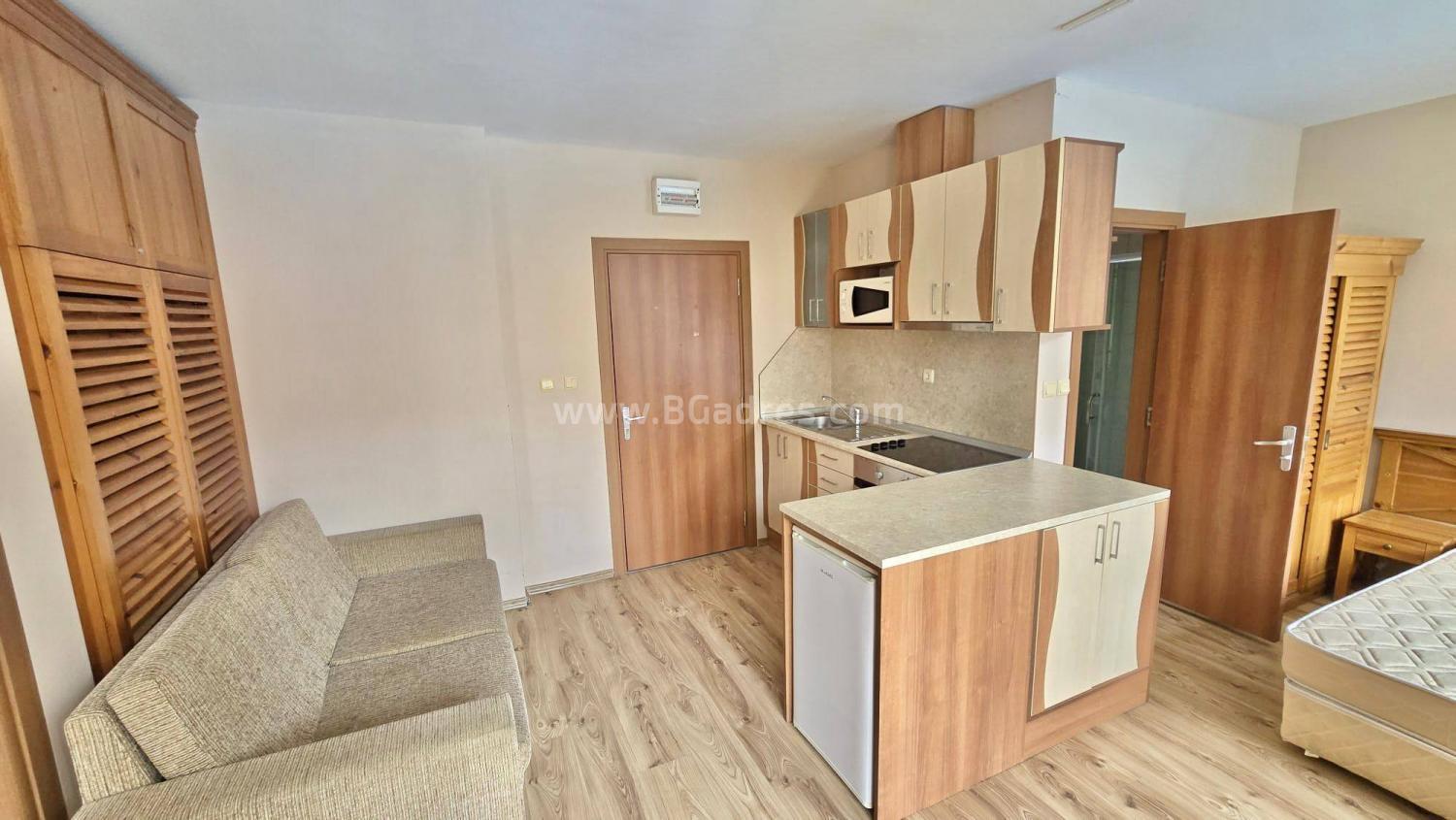 Apartment in the Dawn Park complex І №4710
