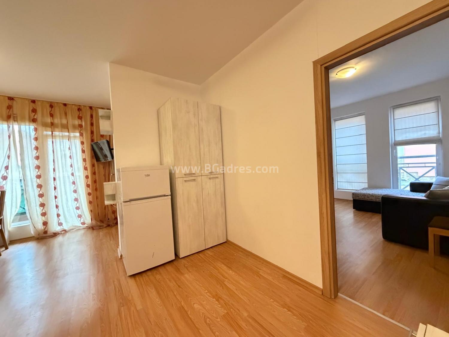 Тристаен апартамент в комплекс Съни Дей 6 І №4523