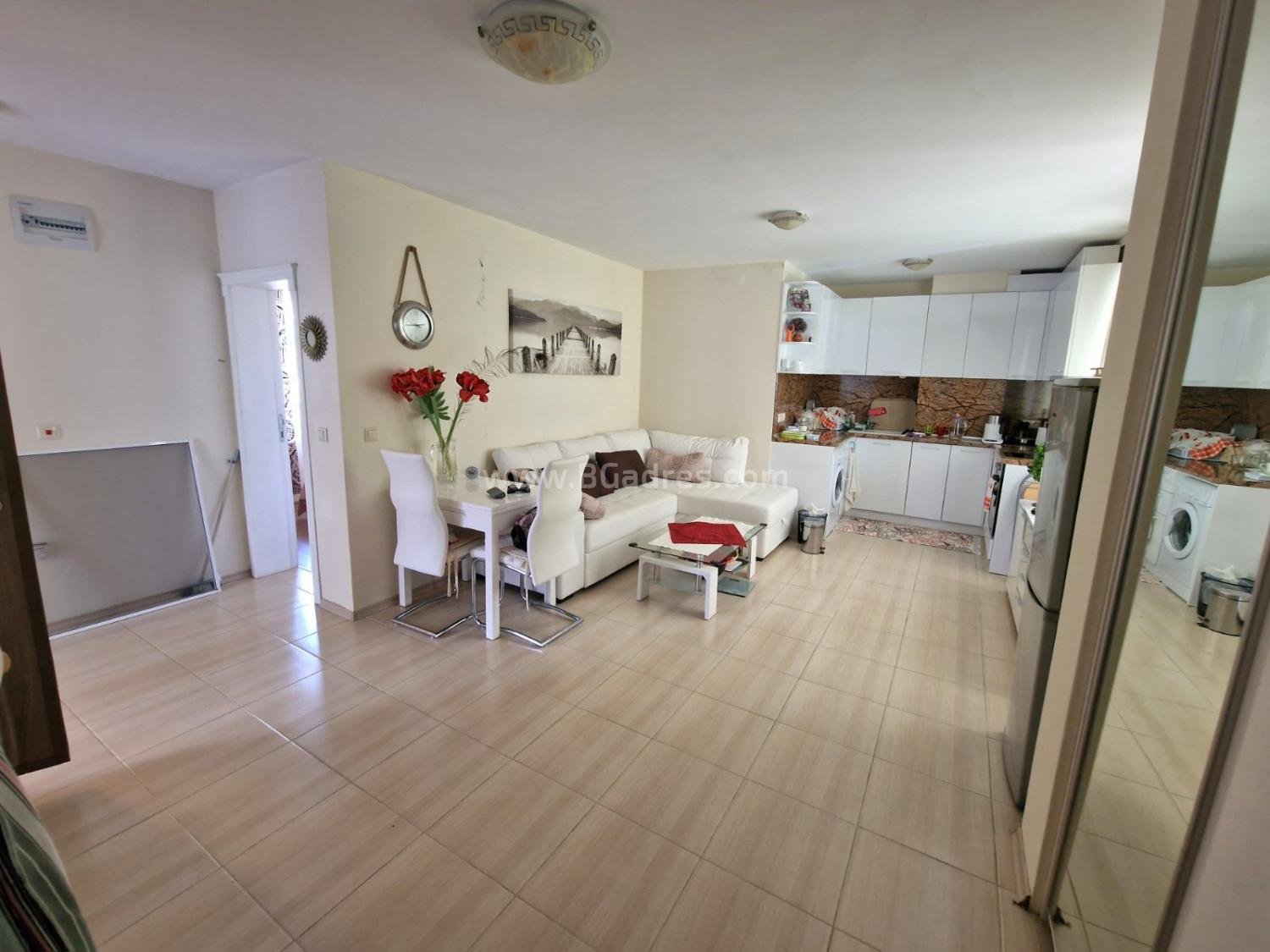 Квартира с двориком с низкой таксой І №3181