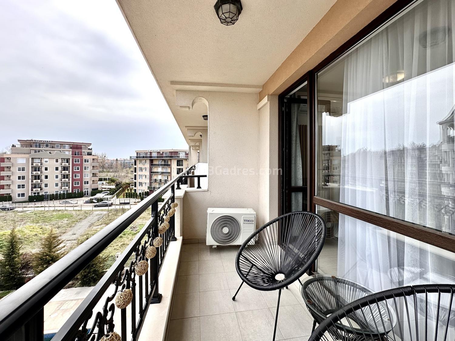 Студия в комплексе Удача І №4136