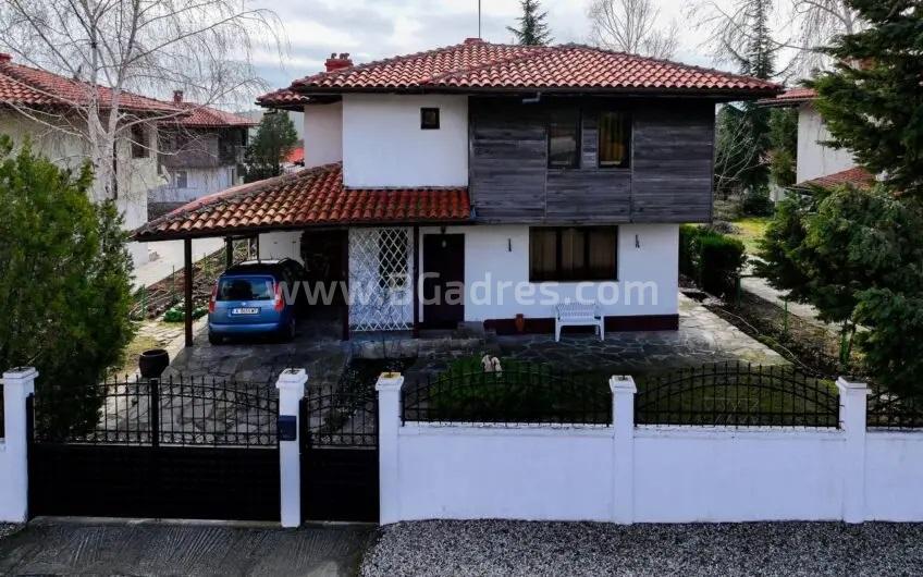 Haus im Dorf Bryastovets І №3466