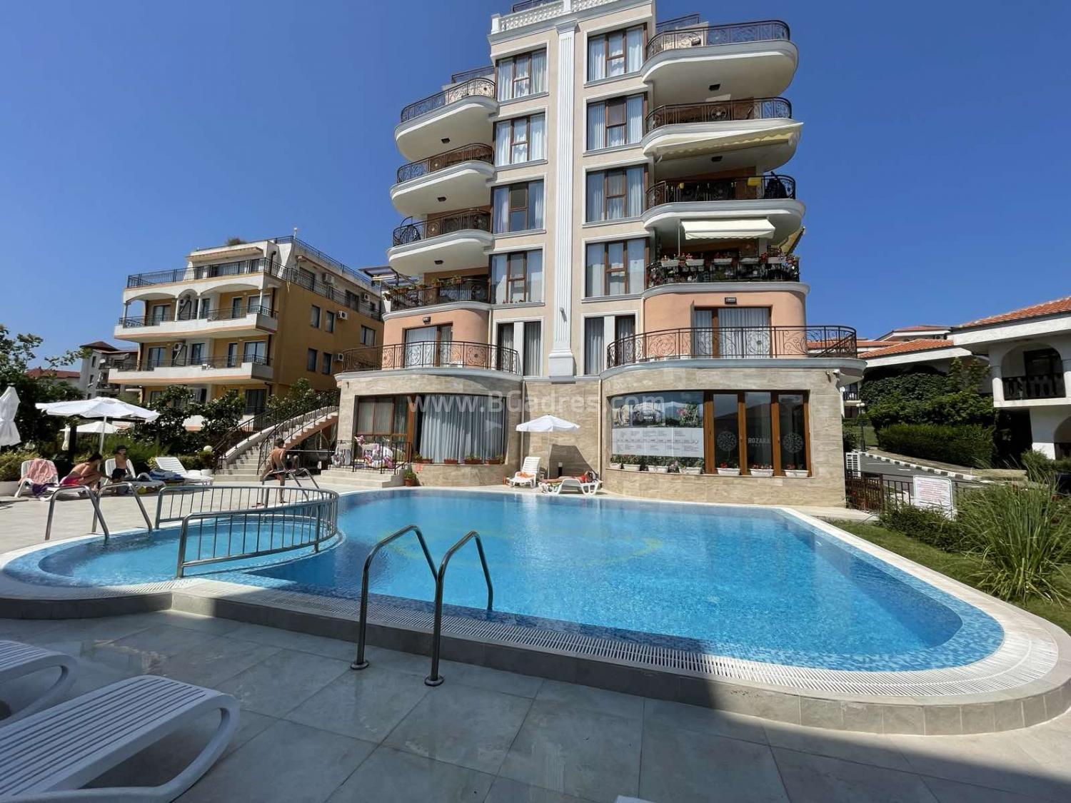 Apartment with sea and mountain views І №3356