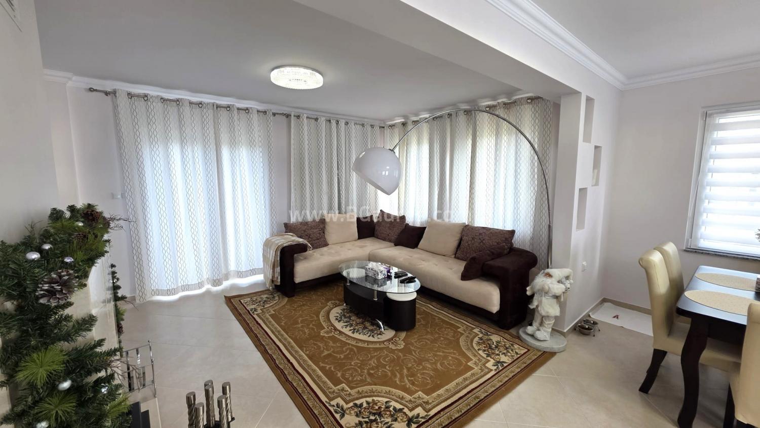 Дом в комплексе рядом с Бургасом І №4557