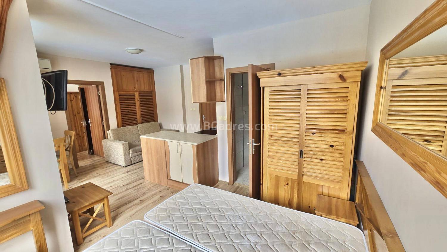 Apartment in the Dawn Park complex І №4710