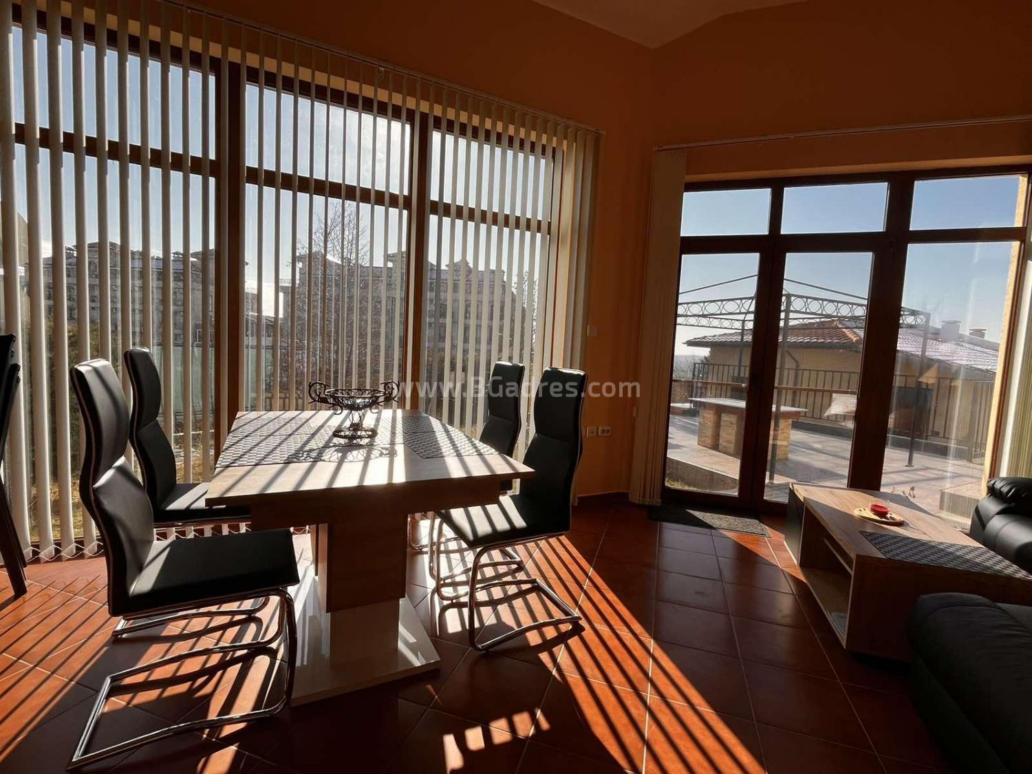 Renovated house 3 km away from the seaside І №3327