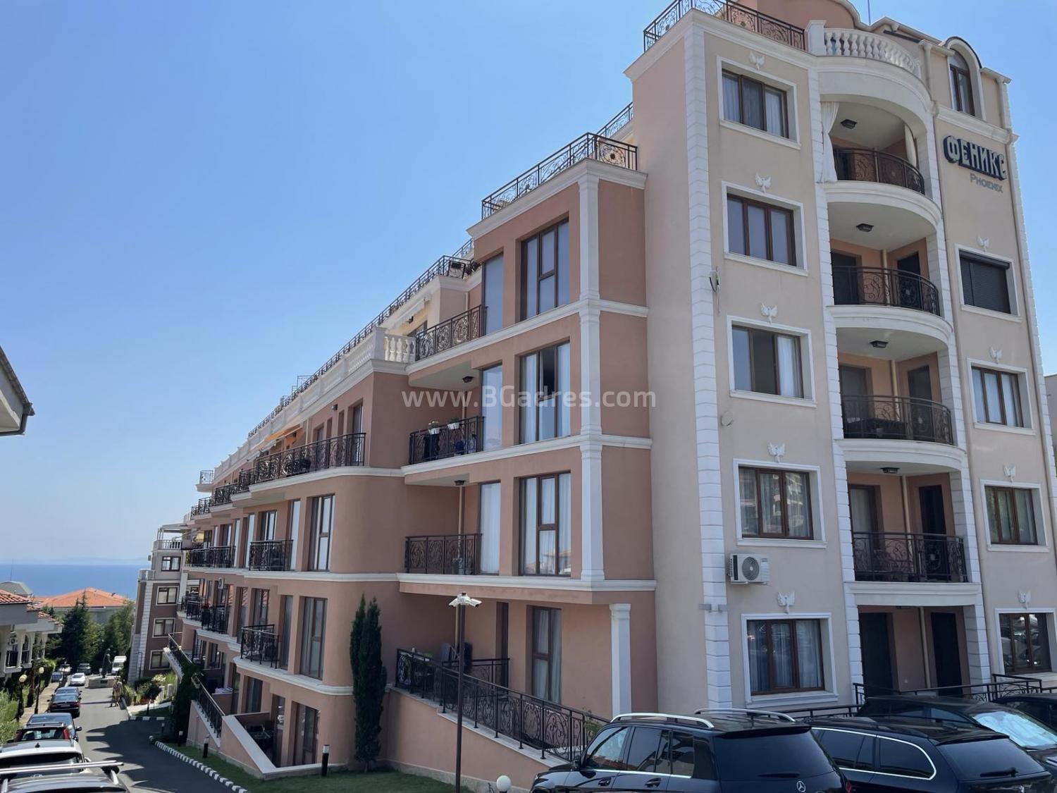 Apartment with sea and mountain views І №3356