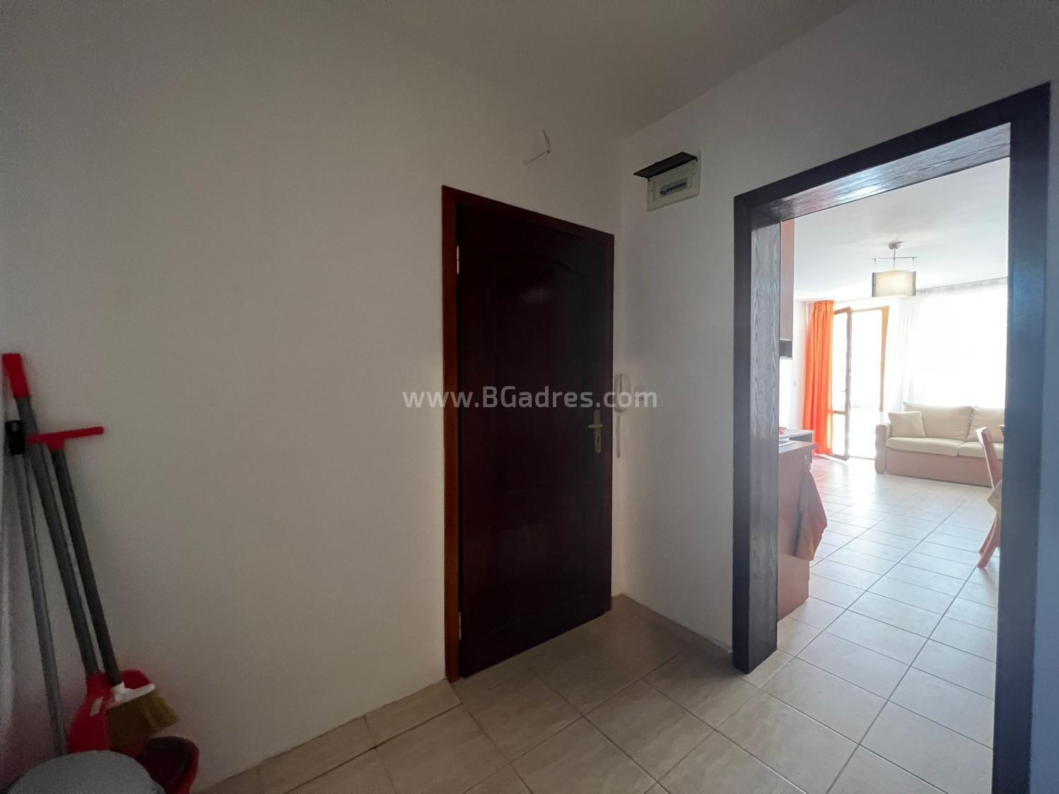 Two bedroom apartment at a bargain price І №3434