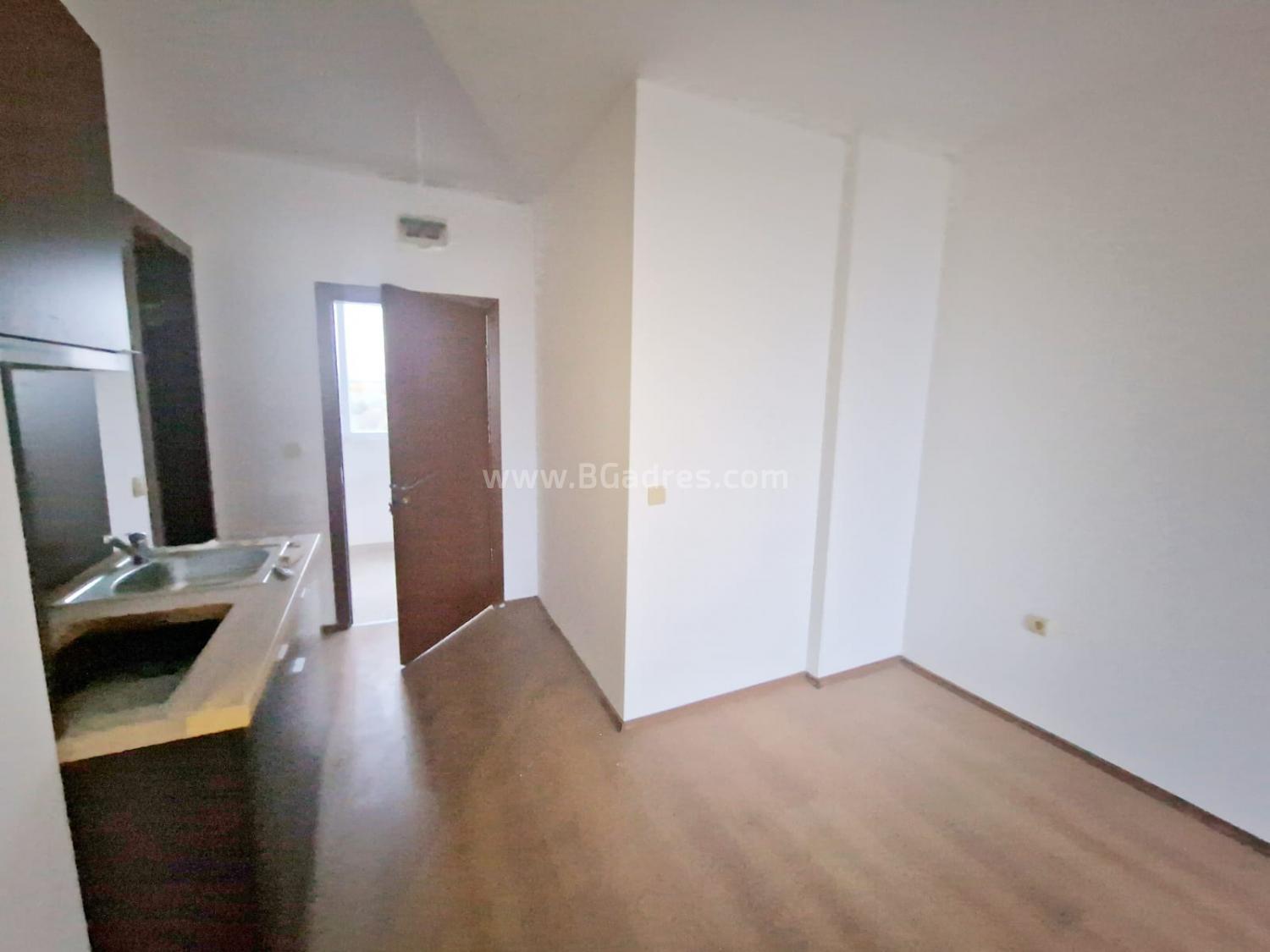 Wohnung am Meer mit geringer Wartungsgebühr І №3268